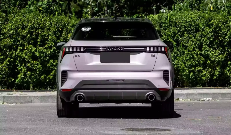 
								Lynk & Co 06 full									