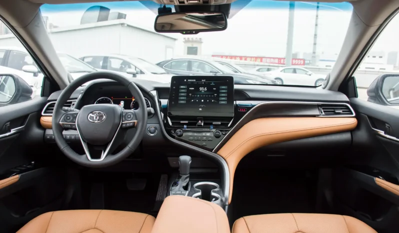 
								Toyota Camry full									