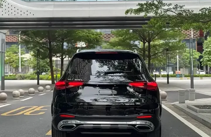 
								Mercedes-Benz GLC 2025 full									