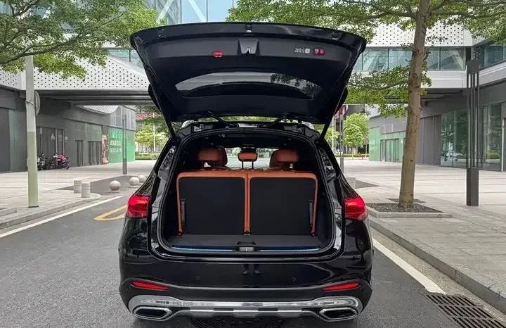 
								Mercedes-Benz GLC 2025 full									