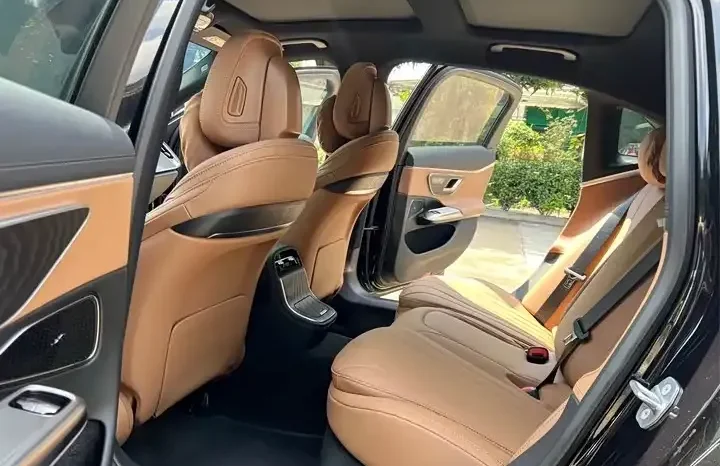 
								Mercedes-Benz E-Class 2026 full									
