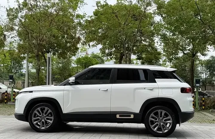 
								Geely ICON full									